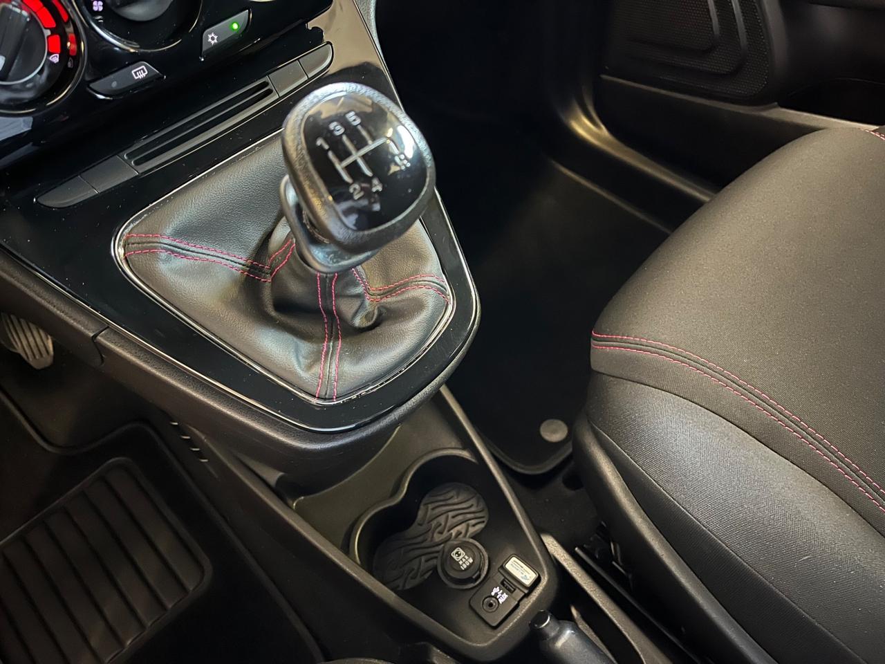 Lancia Ypsilon 1.2 69 CV 5 porte Elefantino