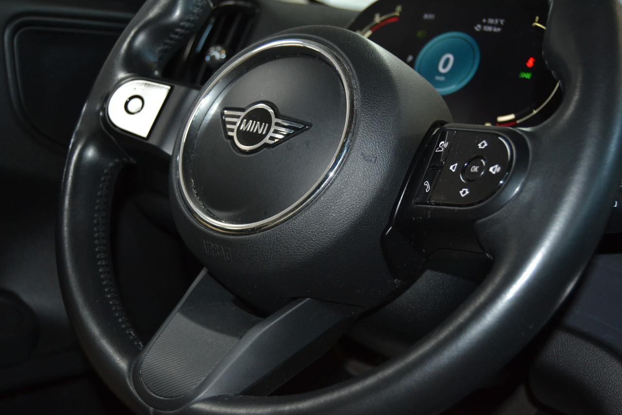 Mini Countryman 1.5Diesel TRIM Navi/Cruise/Xenon/C.Auto