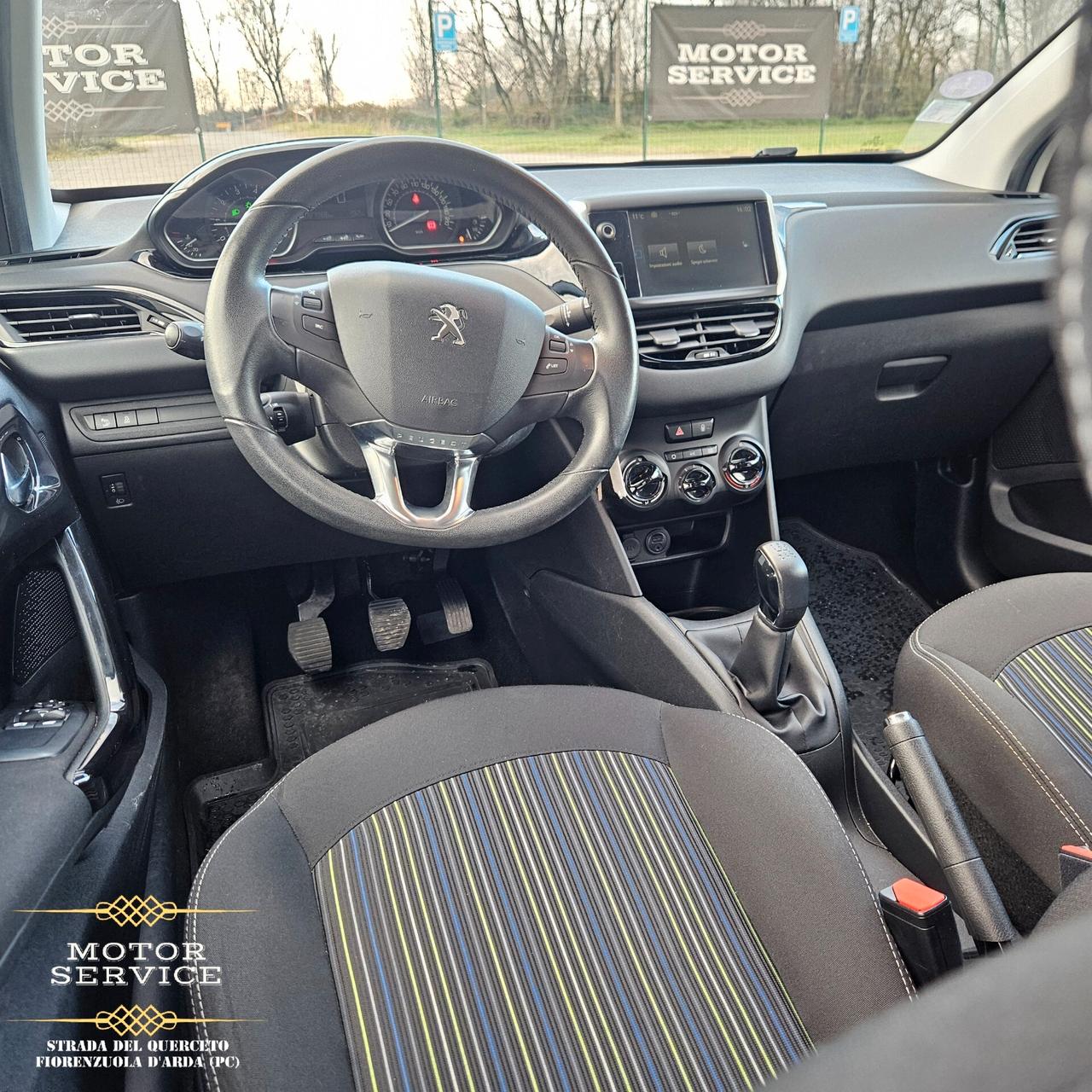 Peugeot 208 1.2 benzina NEOPATENTATI DA 79€ MESE