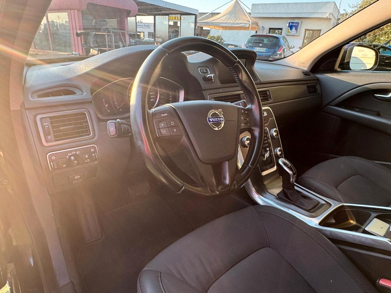 Volvo V70 D3 Geartronic Summum