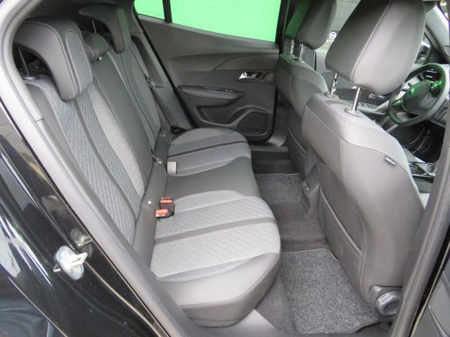 PEUGEOT 2008 PureTech 100 S&S Allure