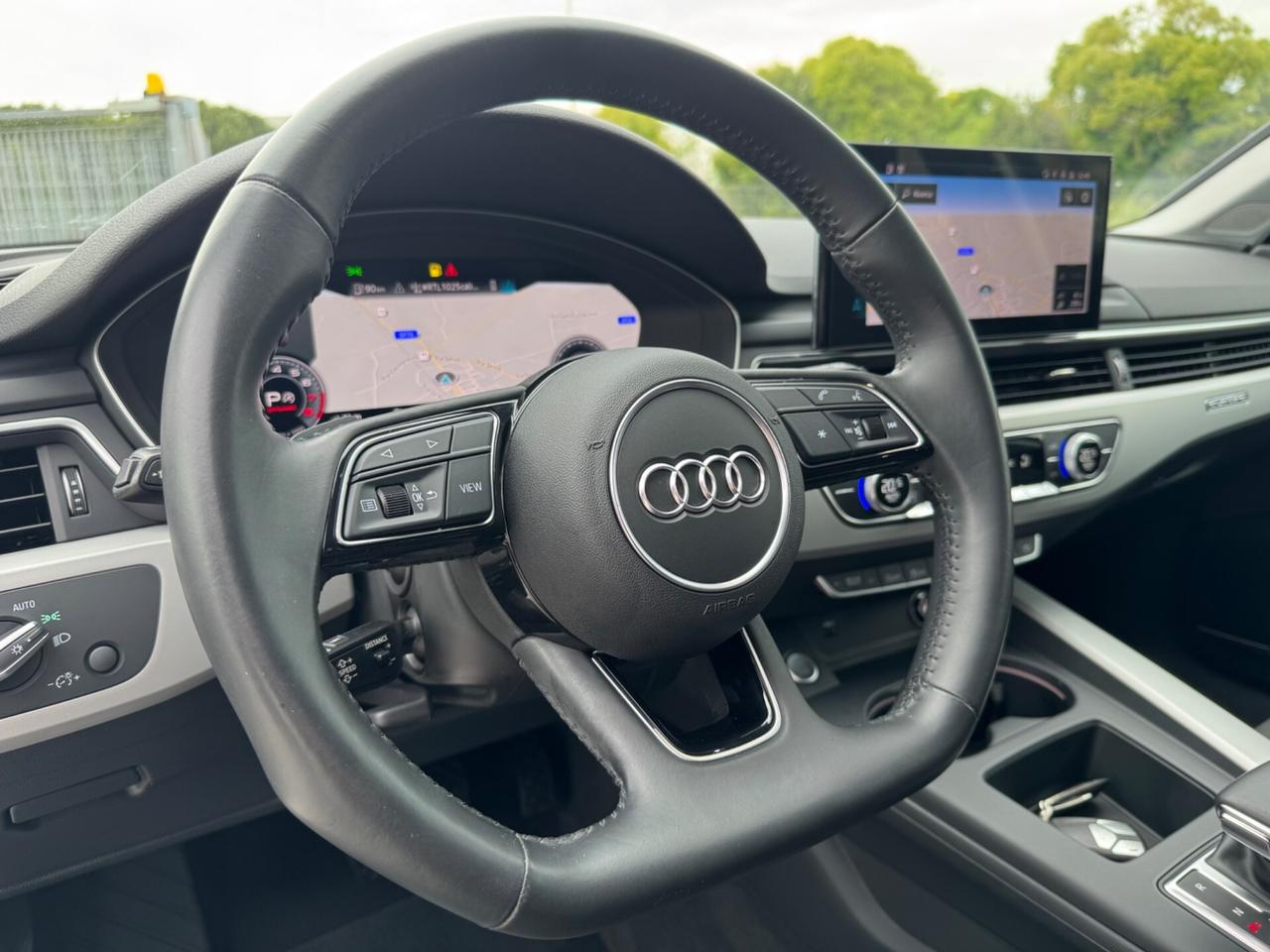 Audi A4 Avant 45 TFSI quattro S tronic S line edition