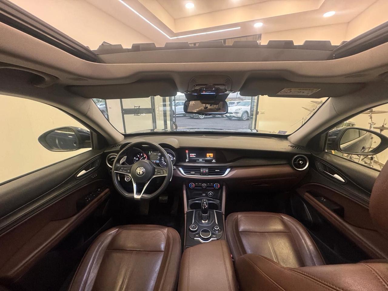 Alfa Romeo Stelvio 2.2 Q4 210 CV AT8 tetto panoramico