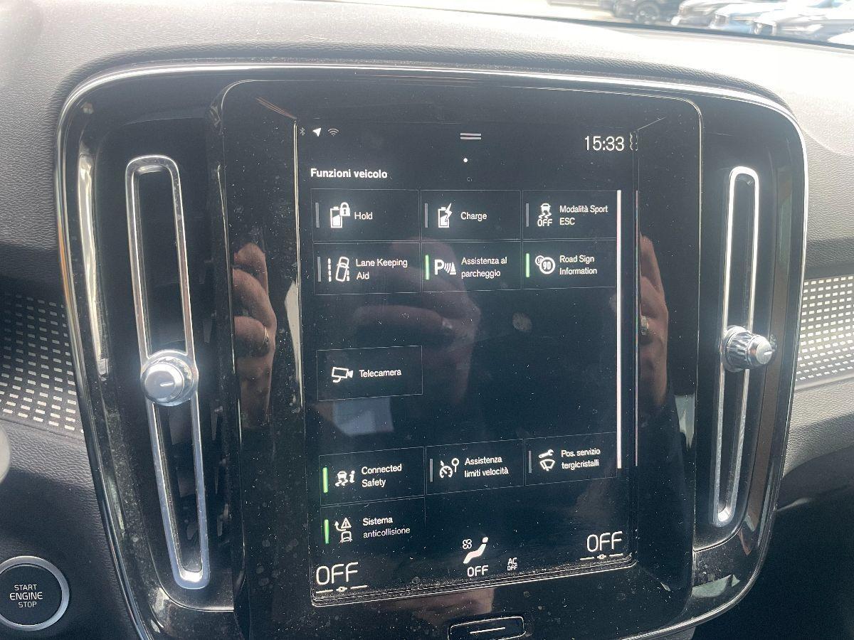 VOLVO - XC40 - T4 Recharge automatico Plus Dark