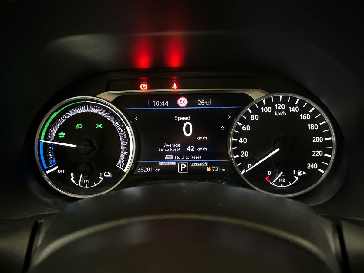 NISSAN Juke 1.6 hev N-Connecta