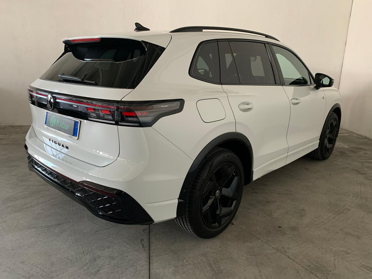 Volkswagen Tiguan R-Line eTSI GARANZIA FINO 2028