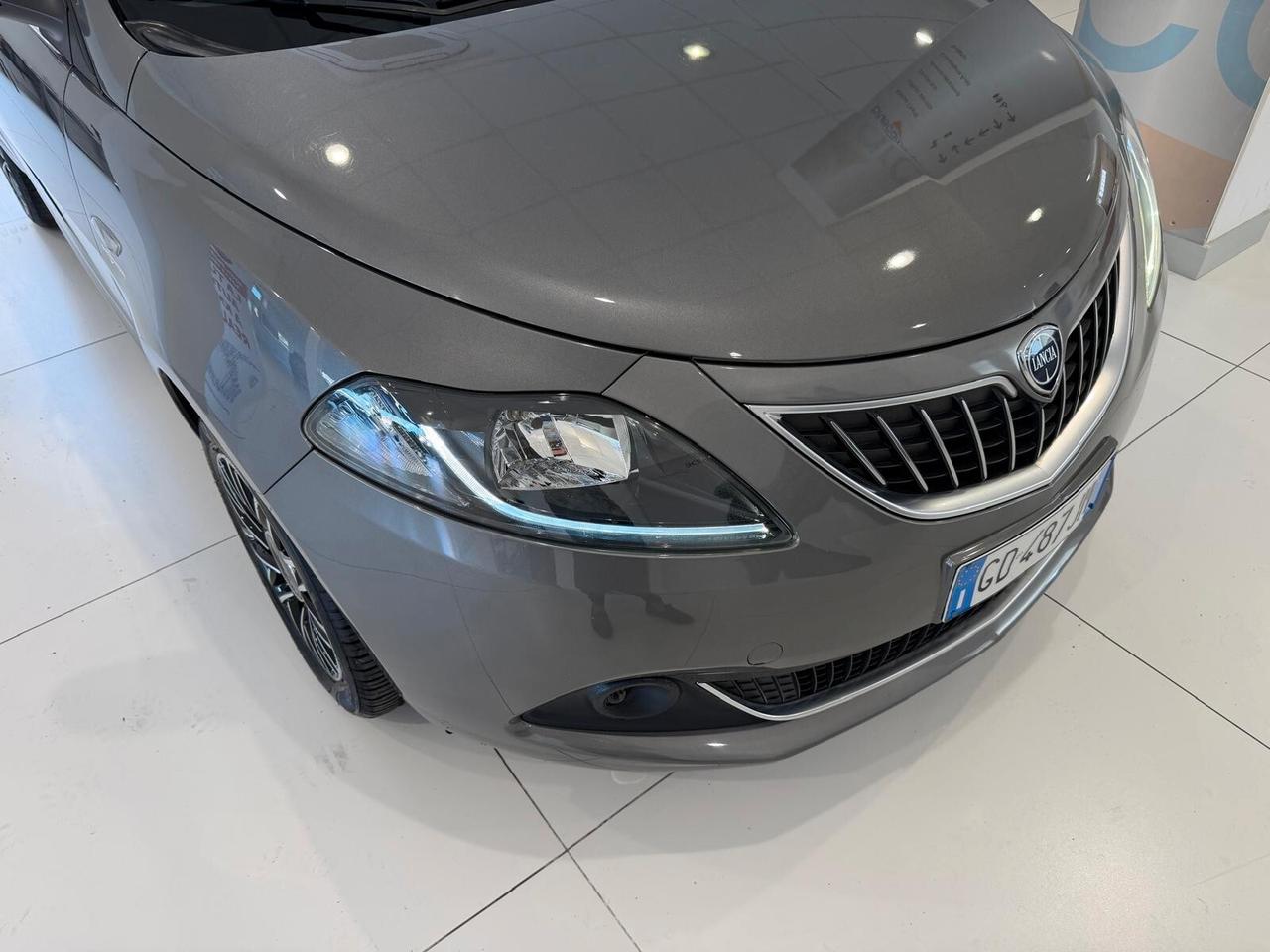 Lancia Ypsilon 1.0 FireFly 5 porte S&S Hybrid Ecochic Gold