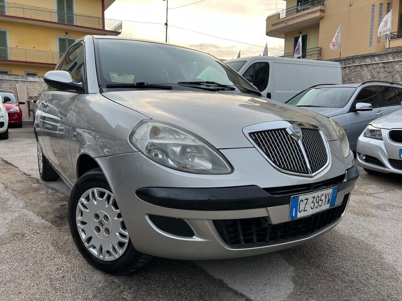 Lancia Ypsilon 1.3 Multijet 16V Platino