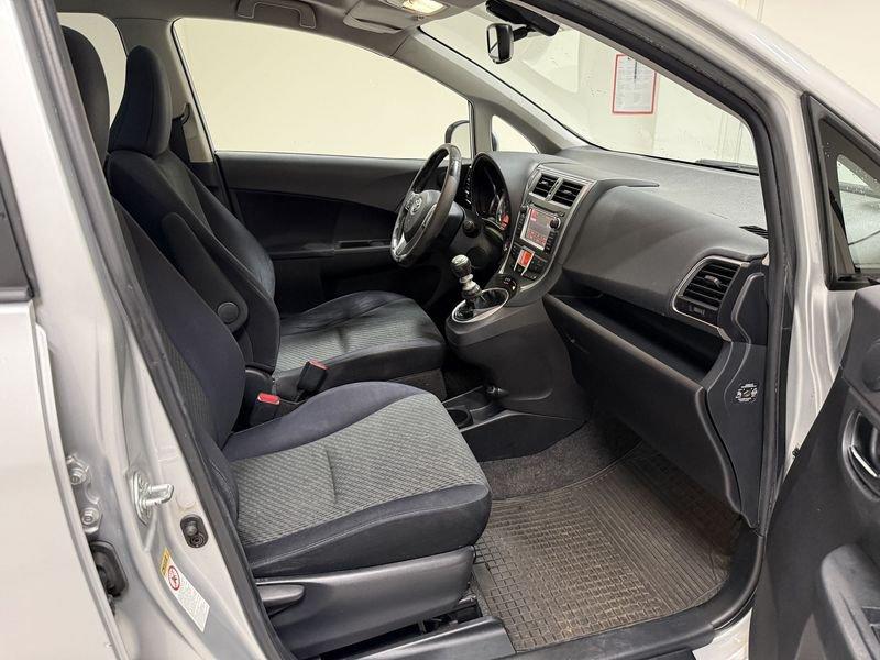 Toyota Verso-S Verso-S 1.4D MT Active