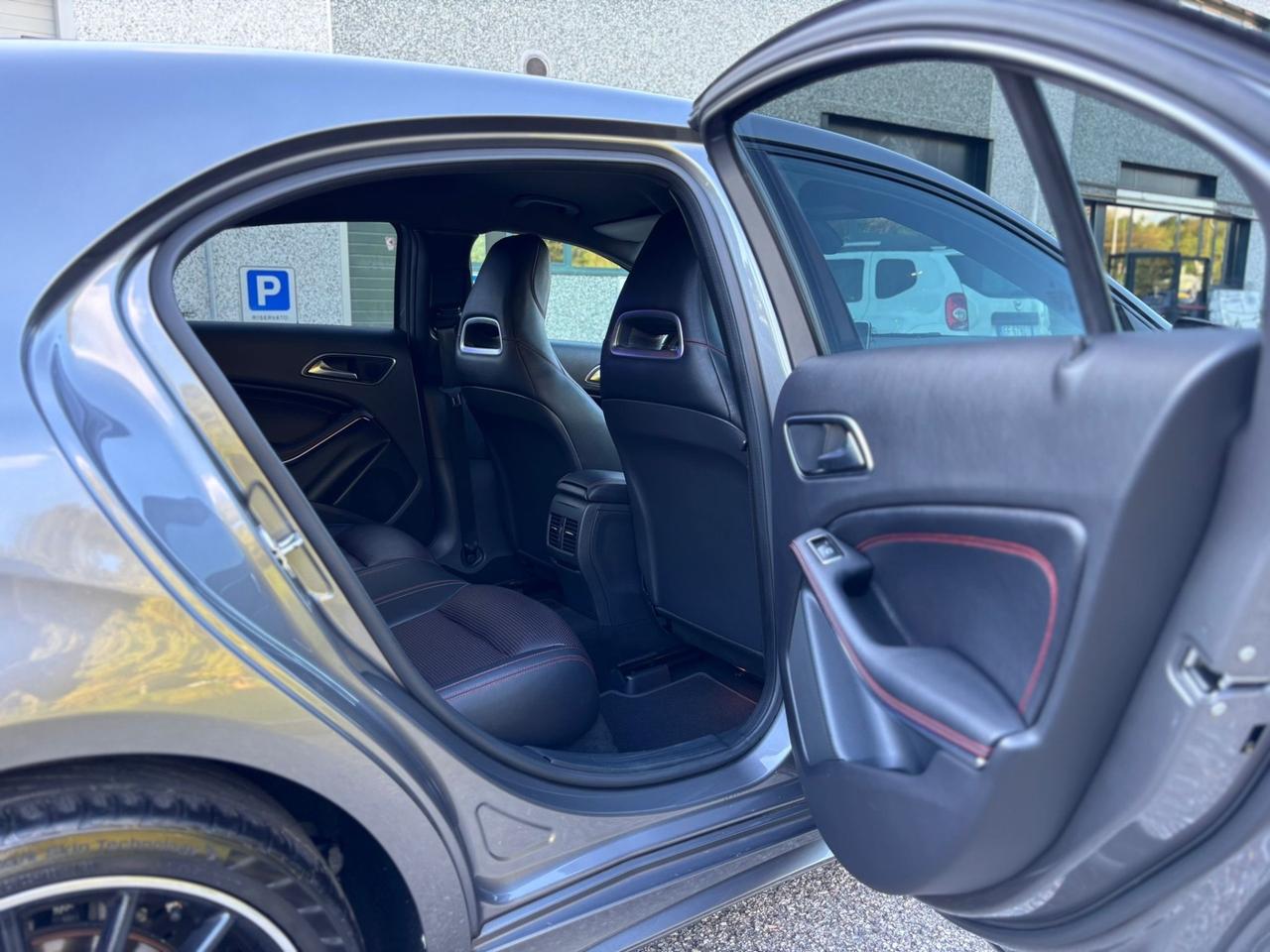 Mercedes-benz A 200 AMG d Automatic 4Matic Premium