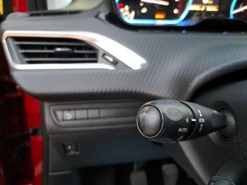 Peugeot 2008 2008 1.6 bluehdi Allure 100cv my16