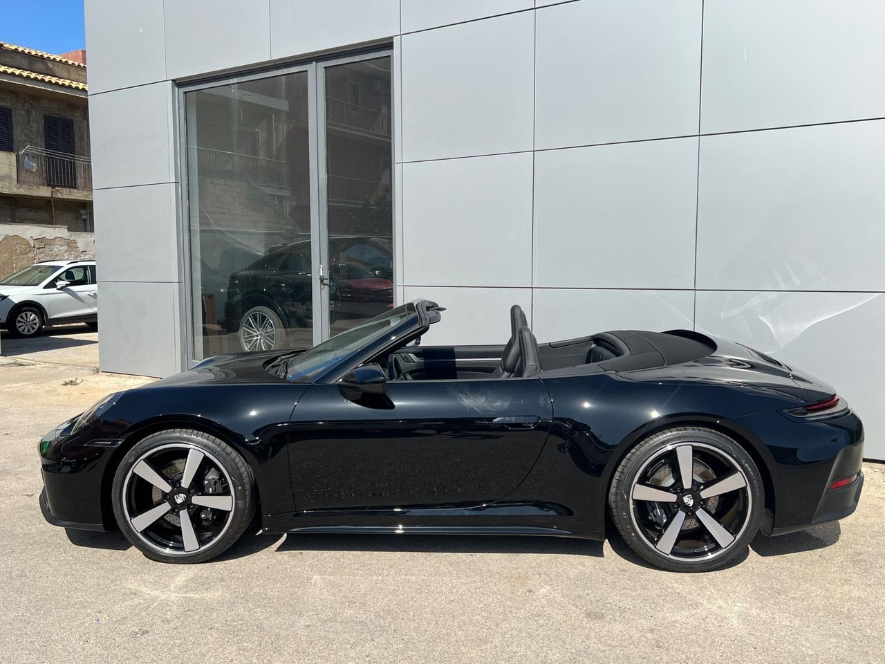 Porsche 992 Cabrio 394cv possibilità noleggio no scoring