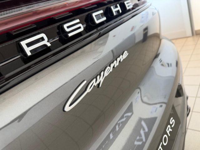 PORSCHE Cayenne 3.0 V6 E-Hybrid //TETTO//CARTIER//PARI AL NUOVO//
