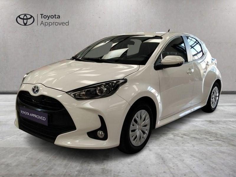 Toyota Yaris Hybrid Active MY22