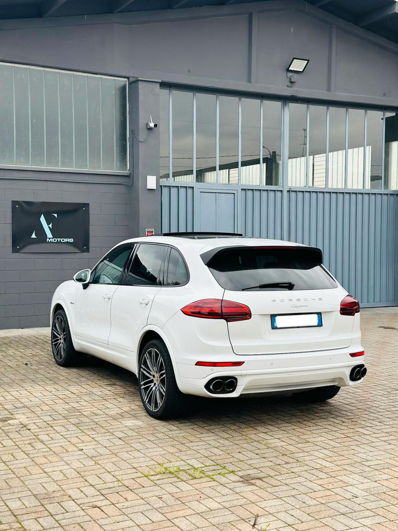 Porsche Cayenne 3.0 Diesel Platinum Edition