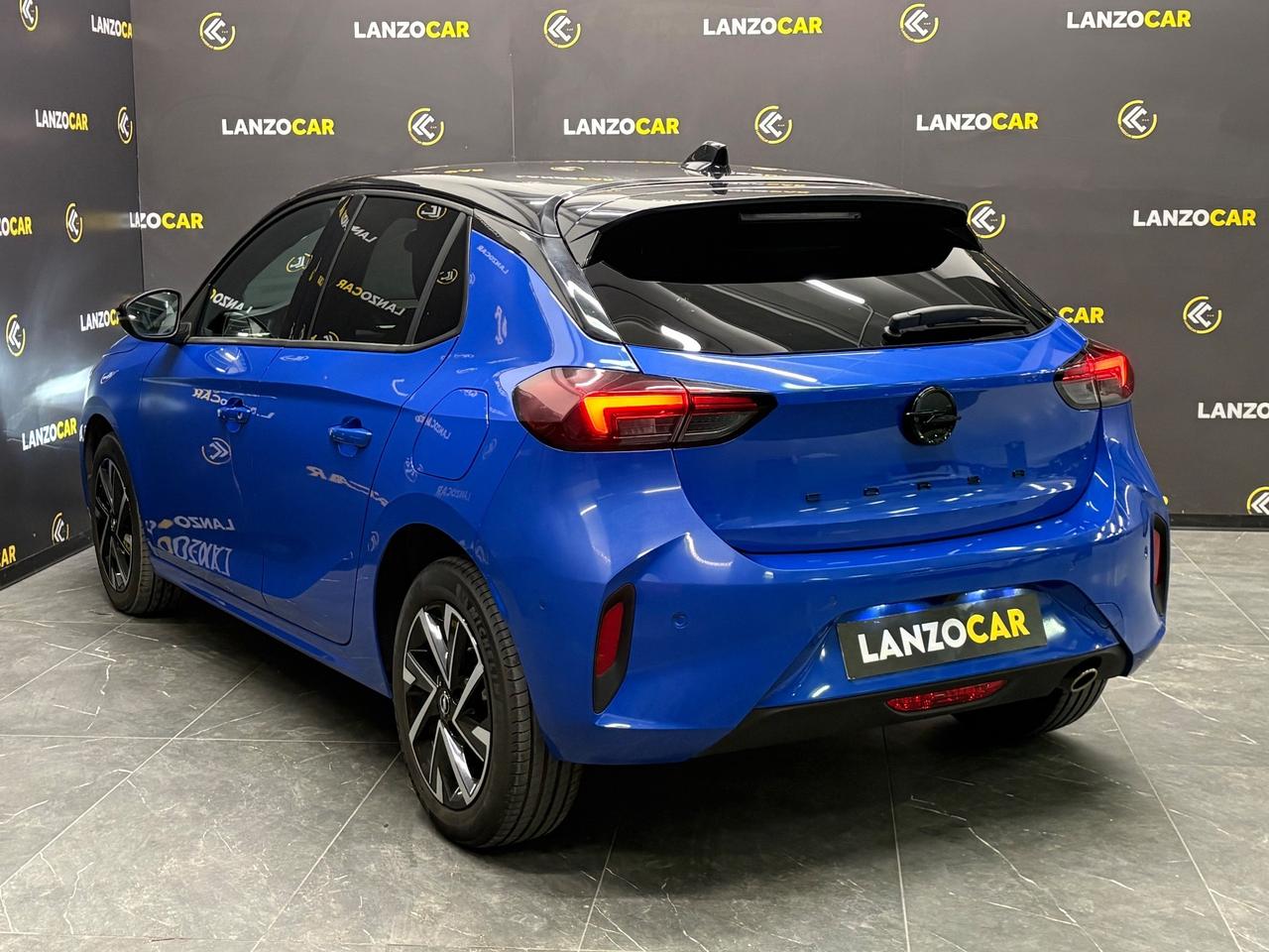 Opel Corsa 1.2 GS LINE