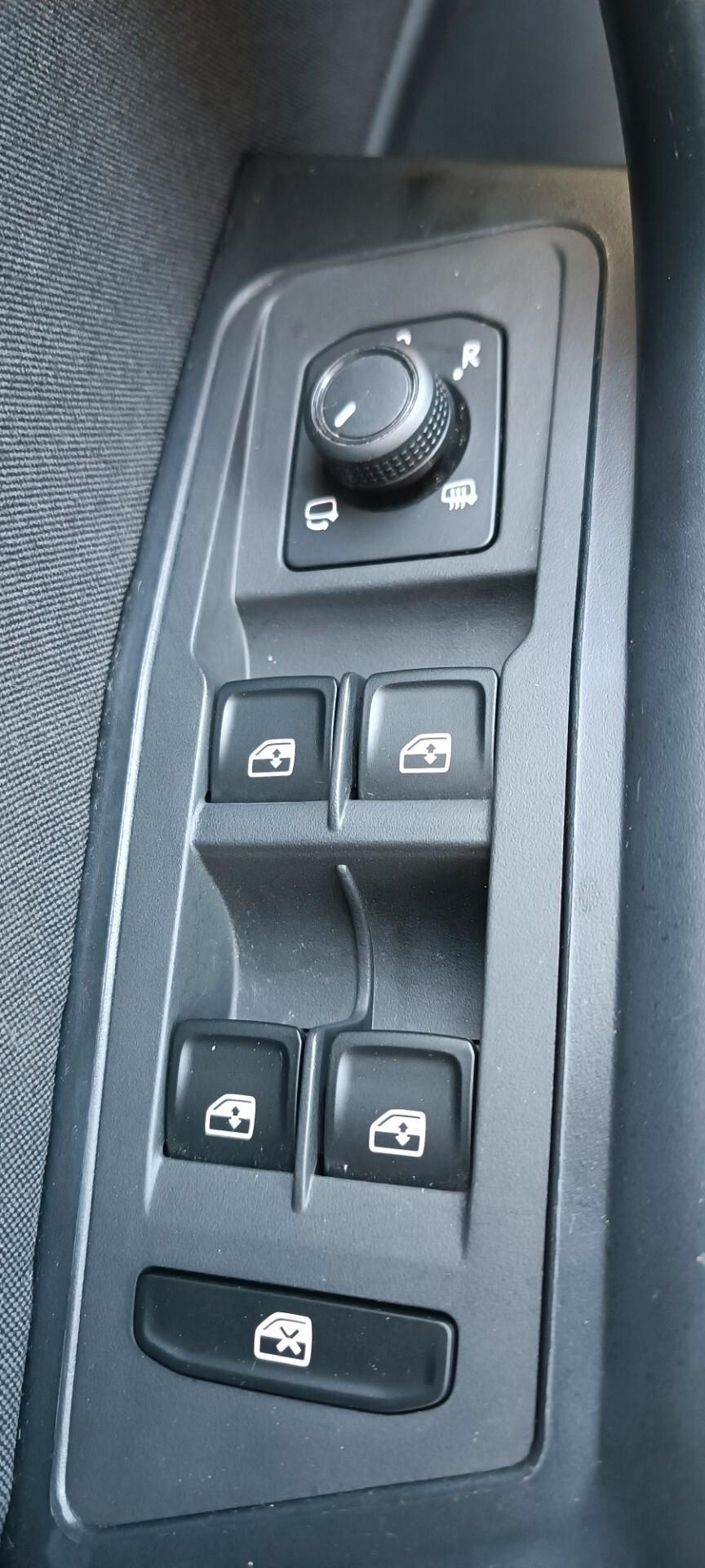 Volkswagen T-Roc 1.0 TSI EDITION PLUS