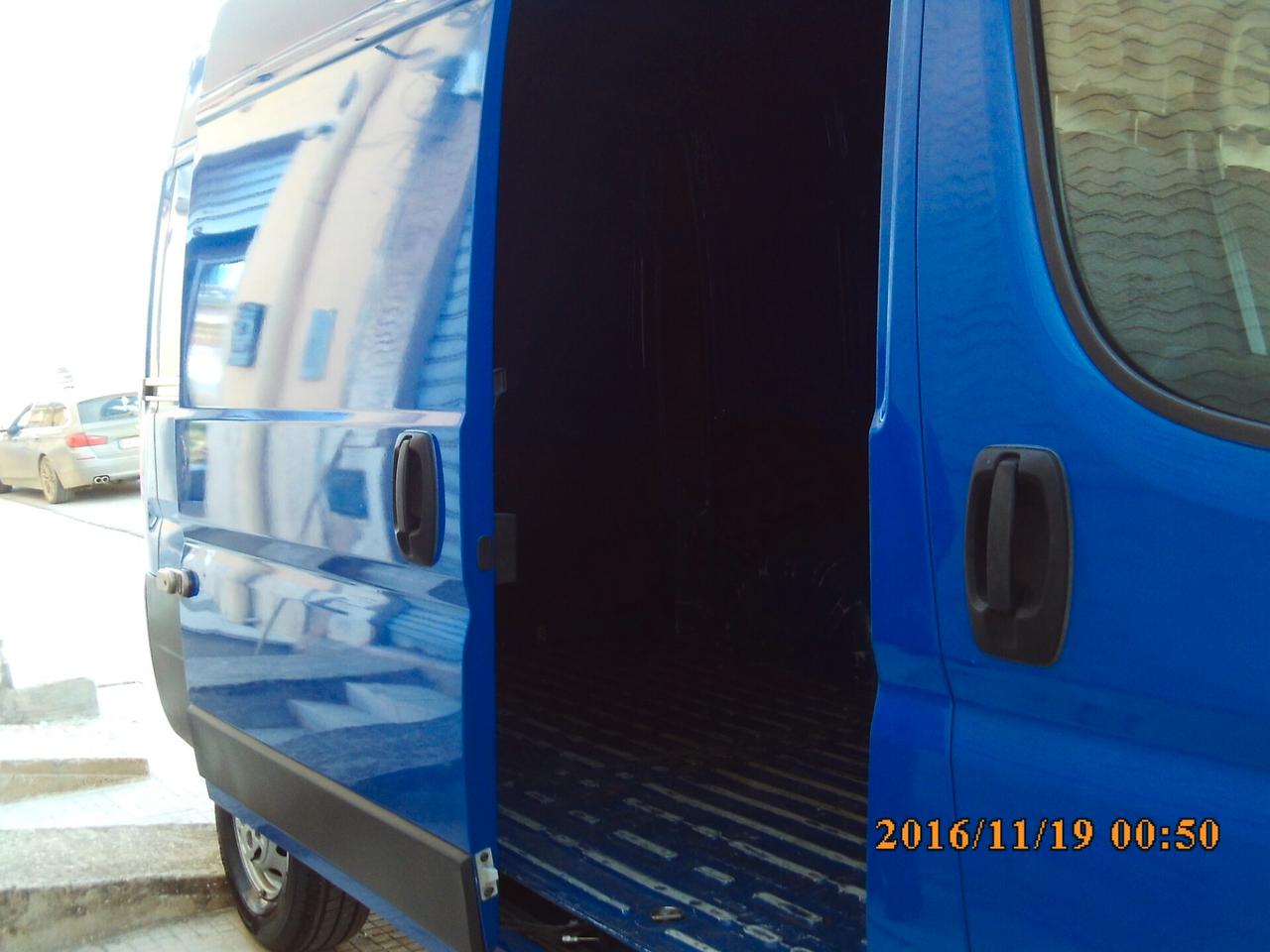 Peugeot Boxer 330 2.2 BlueHDi 120 S&S PC-TN Furgone