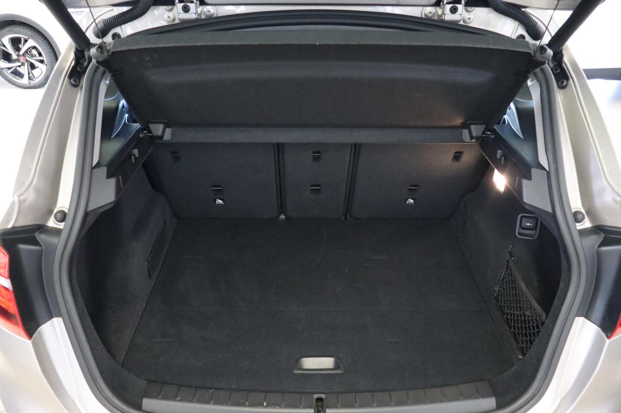 BMW 218 d ACTIVE TOURER ADVANTAGE - 218d