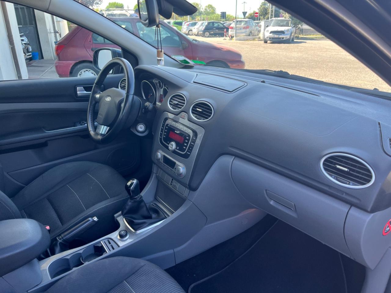 Ford Focus 1.6 TDCi (90CV) 5p. Tit. ok neopatentati