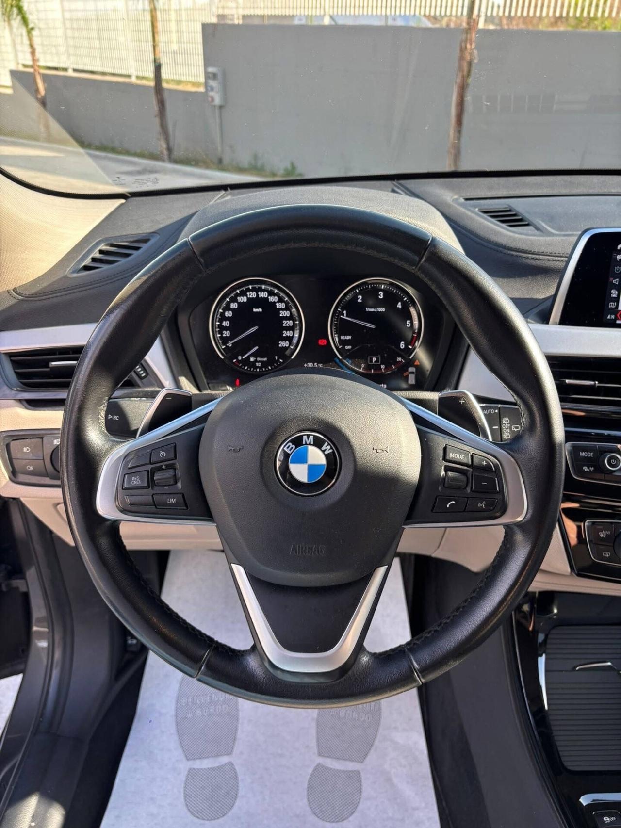 Bmw X2 xDrive20d sport •*•*•*