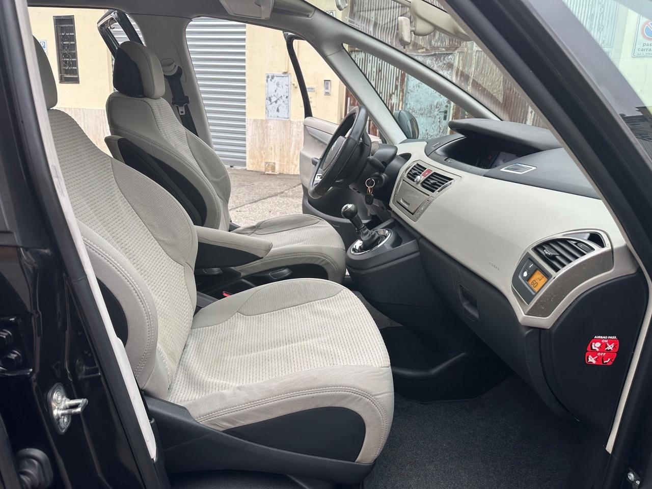 Citroen C4 Picasso c 4 7 posti 1.6 gpl fino 2028