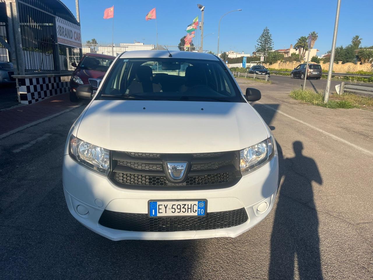 Dacia Sandero 1.2 GPL 75CV Lauréate 2015