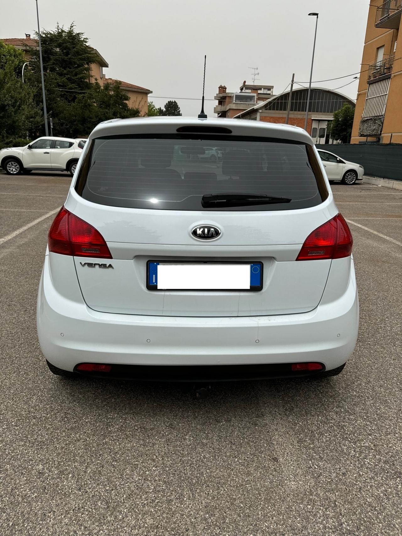 Kia Venga 1.4 GPL - NEOP. - GANCIO TRAINO - GARANTITA -