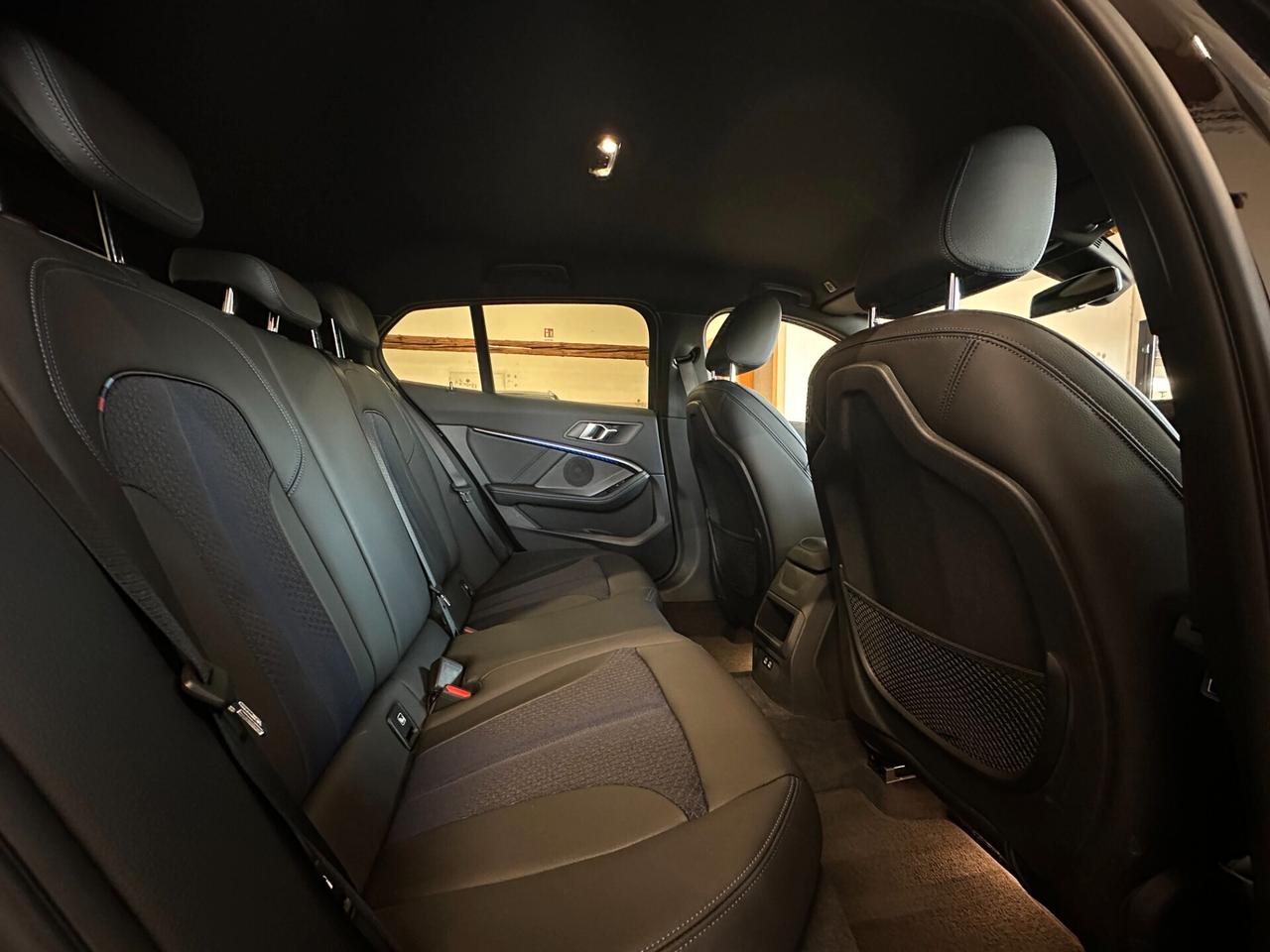 Bmw 118 d Msport auto *LUCI AMB*CARPLAY*HUD*