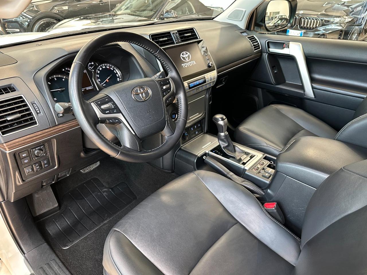 Toyota Land Cruiser 3 Porte 2.8 d-4d Lounge auto - Gancio Traino