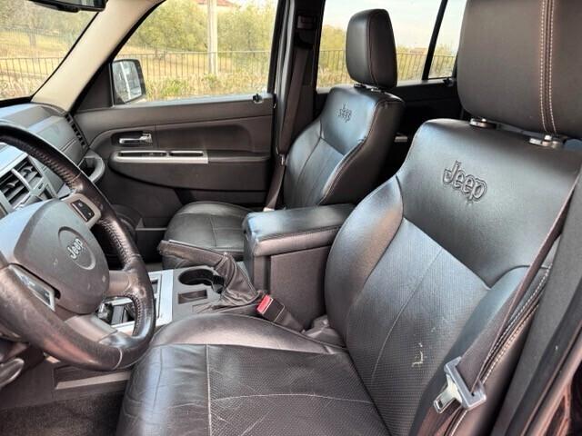 Jeep Cherokee 2.8 CRD DPF Limited Auto