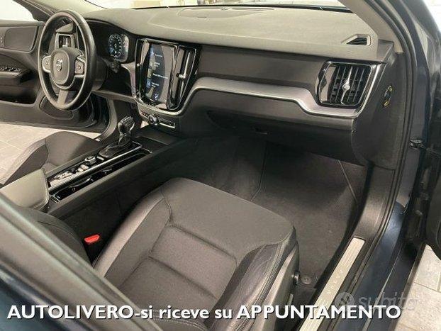 VOLVO V60 D3 Geartronic Momentum