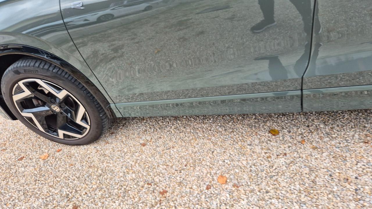 Volkswagen Tiguan 2.0 TDI 150 CV SCR DSG R-Line