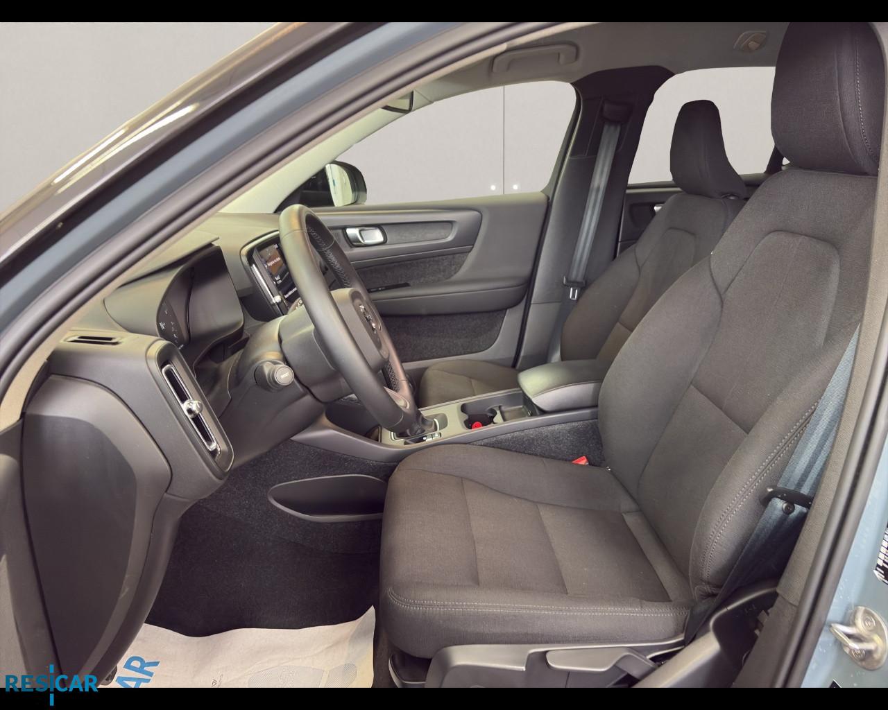 VOLVO XC40 1.5 t2 Momentum