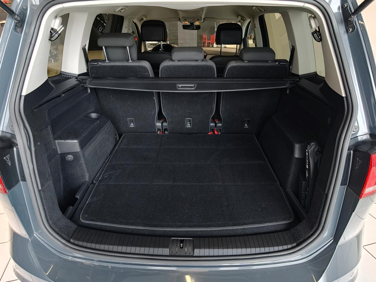 Volkswagen Touran 2.0 TDI 150 CV SCR DSG Executive BlueMotion Tech.