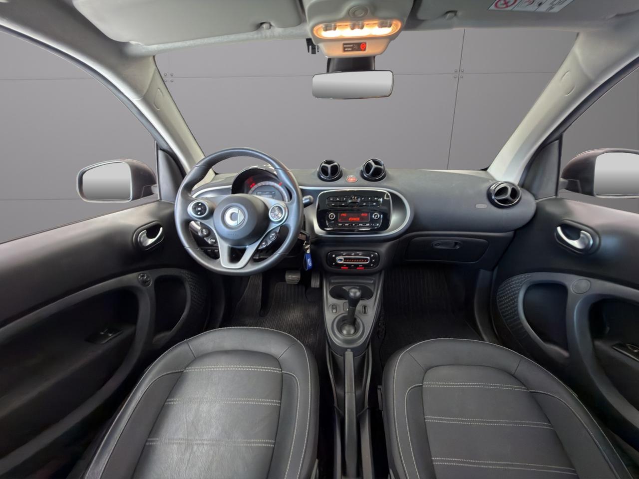 Smart fortwo coupe Prime 90cv - Unico proprietario - Sedili in pelle riscaldabili - Cerchi in lega - Luci Led - Tetto panoramico