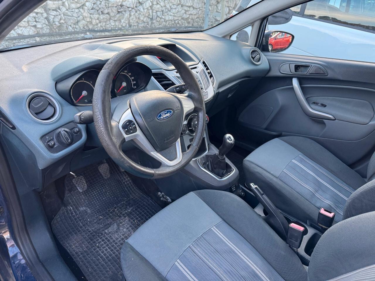 Ford Fiesta 5P. 1.4cc BenzGPL 96cv Titanium