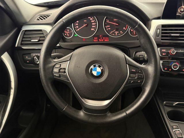 BMW 320 d xDrive Touring Luxury