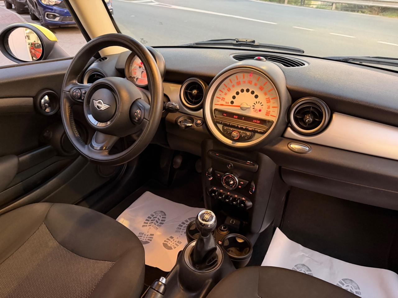 Mini 1.6 16V One D