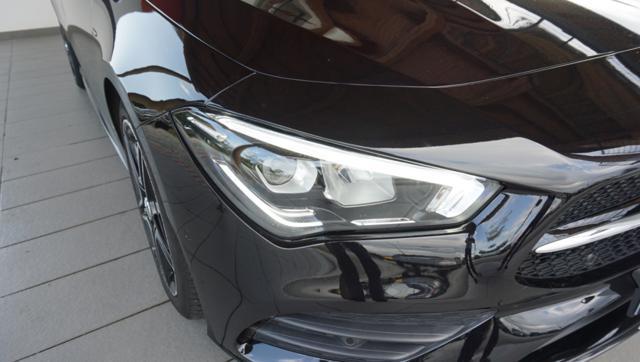 MERCEDES-BENZ CLA 200 d Automatic Shooting Brake Premium AMG Line