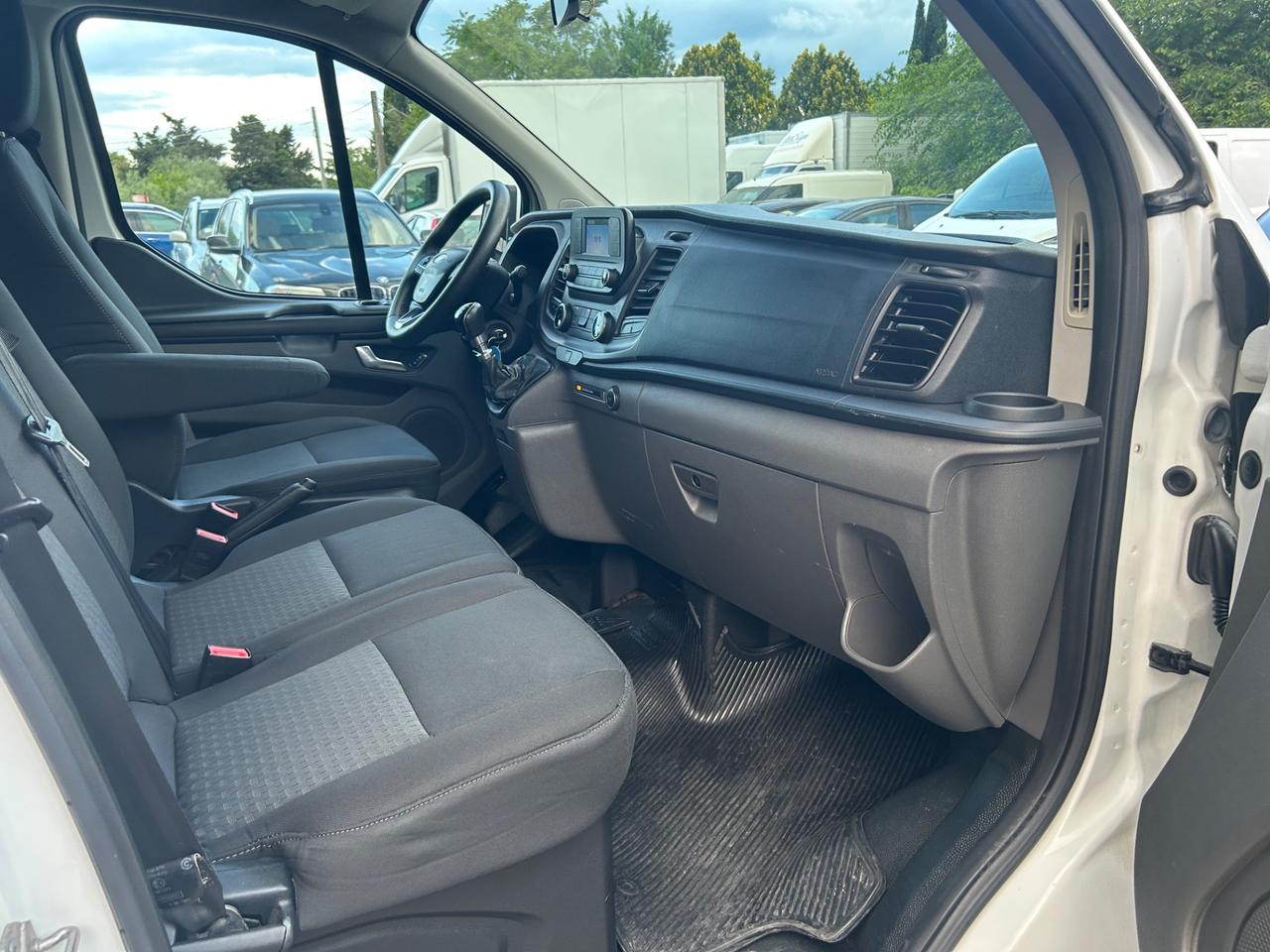 Ford Transit Custom 320 2.0 TDCi 9 Posti 2019