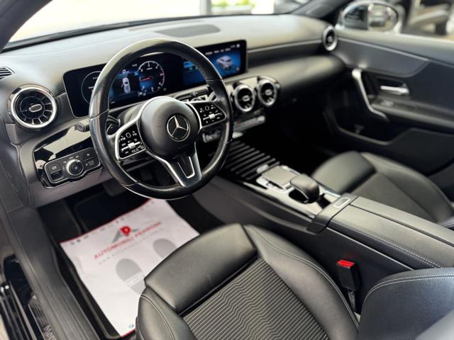 MERCEDES-BENZ A 180 d Automatic Sport (Navi/Retro/Unipro.)