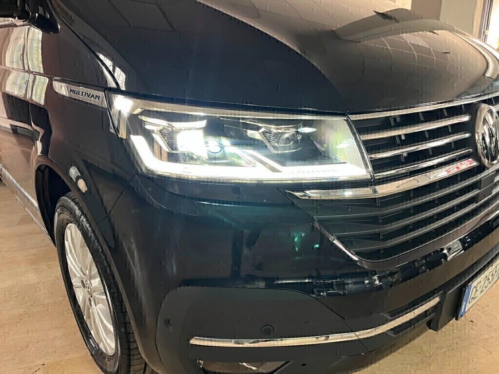 Volkswagen Multivan 2.0TDI T6.1 Highline 150cv dsg 7p Promo