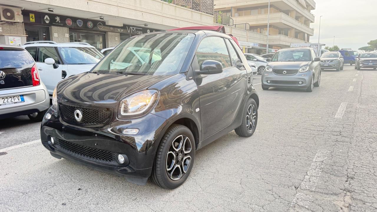 Smart ForTwo 90 0.9 T twinamic cabrio Prime LED NAVI KAMERA PDC BLUETOOTH