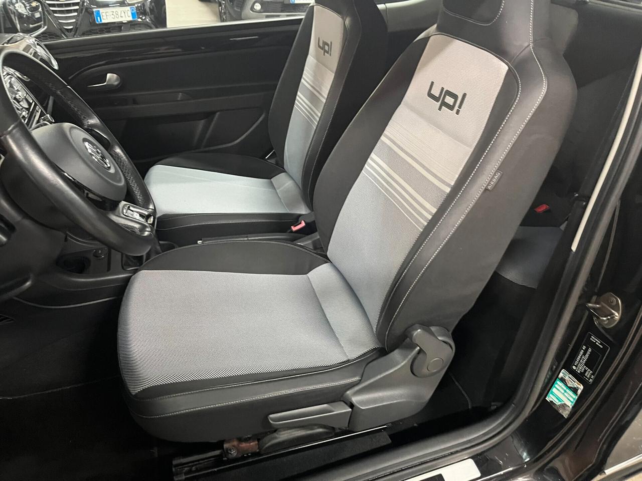 Volkswagen up! 1.0 75 CV 3p. high