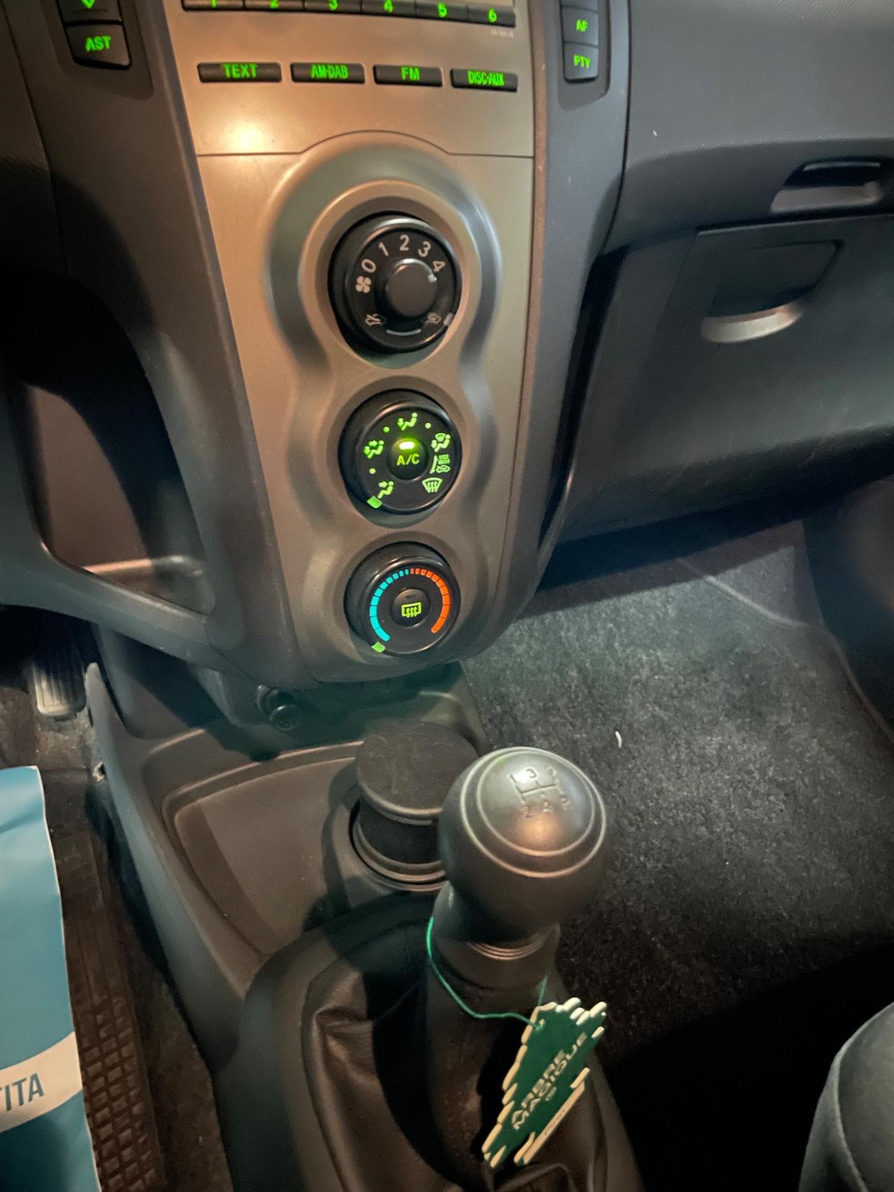 Toyota Yaris 1.0 Neopatentati Euro 5