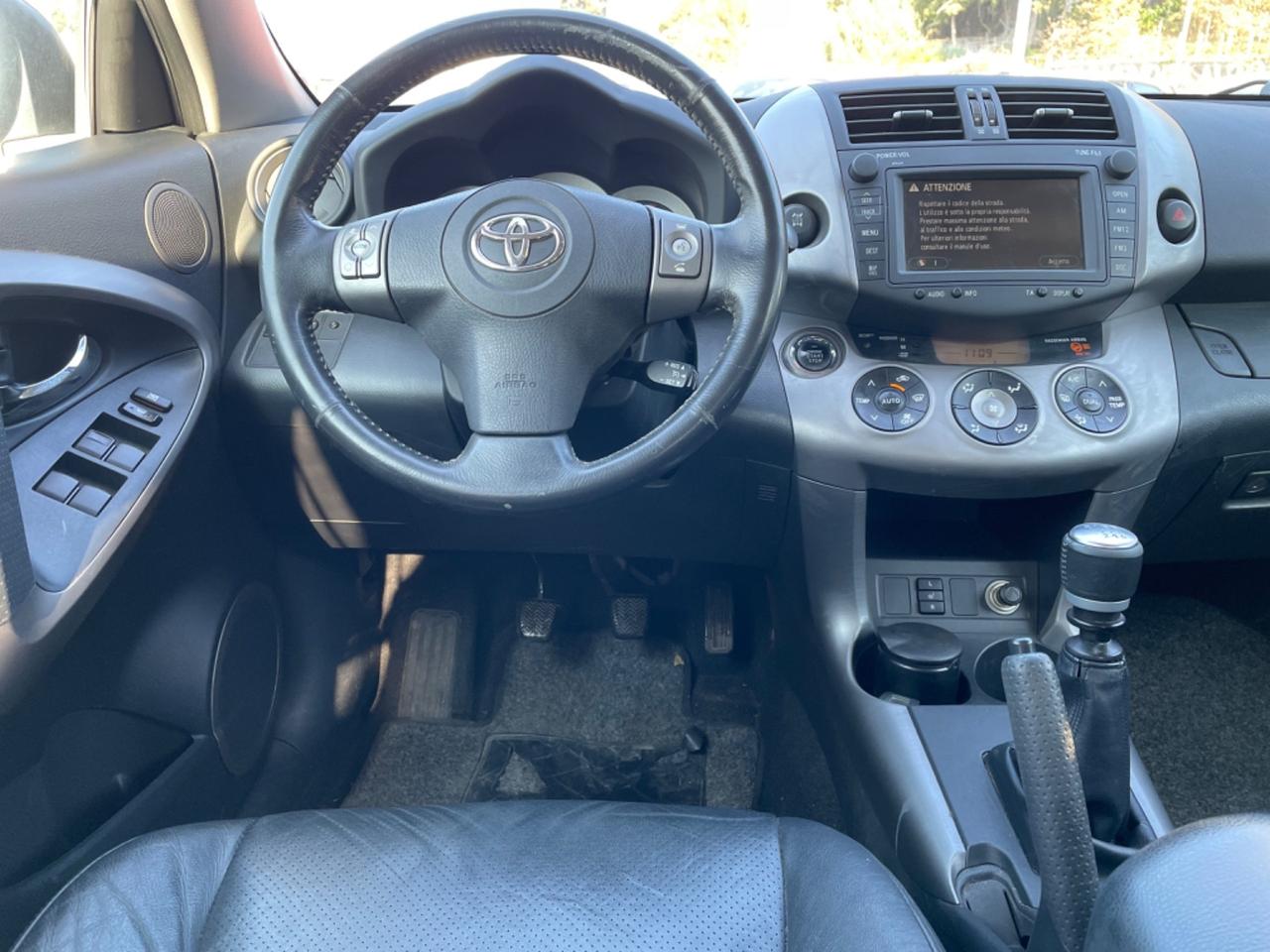 Toyota RAV 4 RAV4 2.2 D-4D 177 CV Luxury