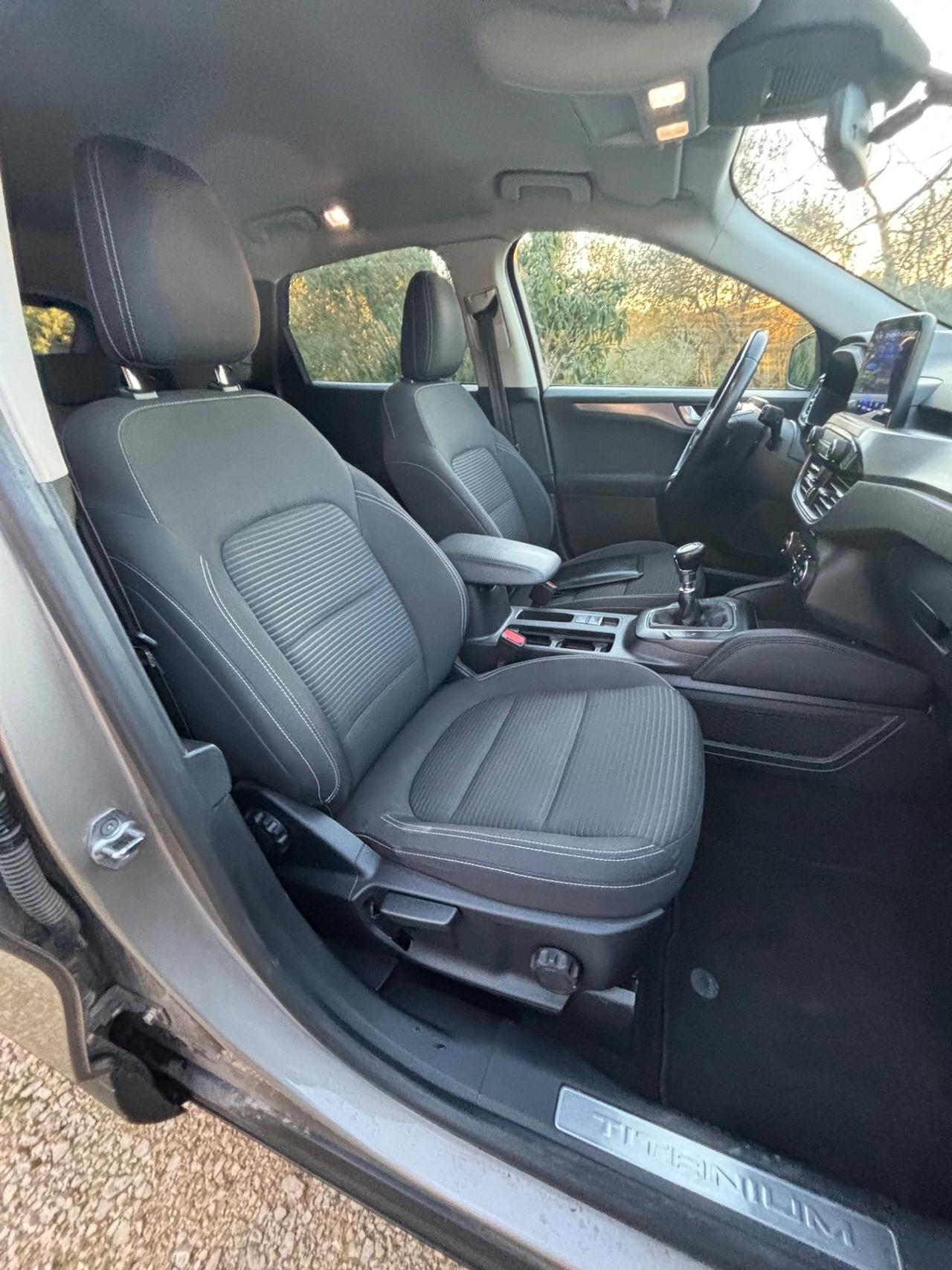 Ford Kuga 1.5 EcoBlue 120 CV 2WD Titanium