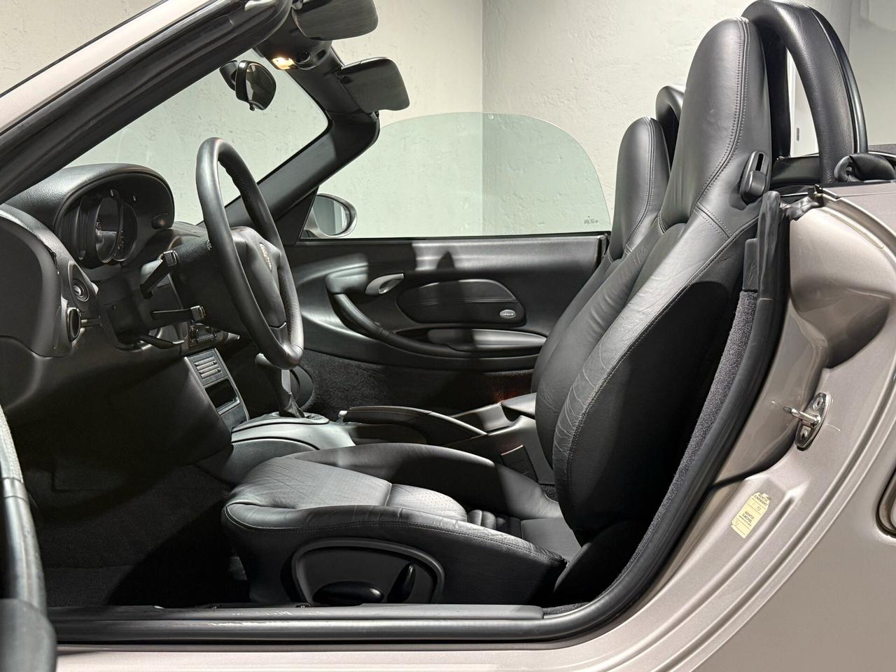 Porsche Boxster 2.7i 24V cat