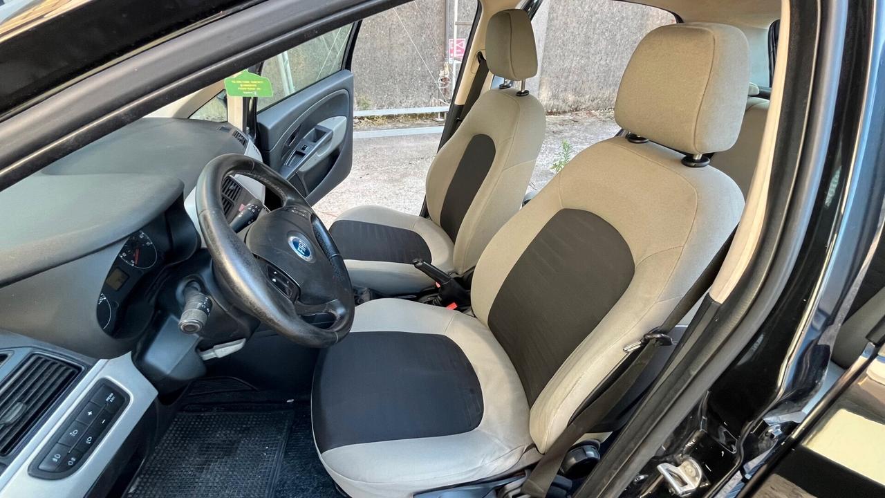 Fiat Grande Punto 1.2 5 porte Dynamic benzina/GPL idonea neopatentati